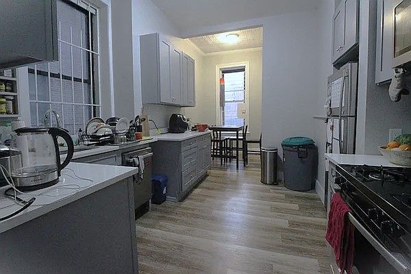 1st image of 360 W 51st St APT 1A