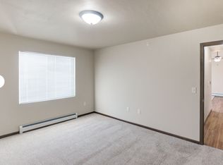1242 Mountain Bay Dr #7, Pulaski, WI 54162