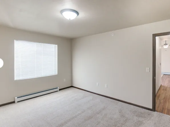 Mountain Bay Apartments, 1242 Mountain Bay Dr #7, Pulaski, WI 54162