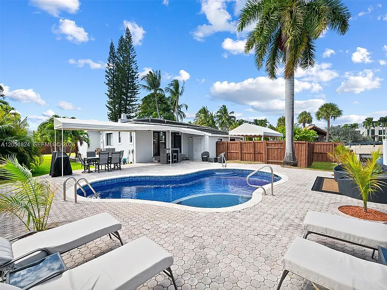 2301 E Las Olas Blvd — Photo 57