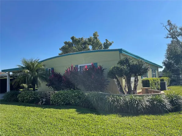 2323 Vindale Rd, Tavares, FL 32778