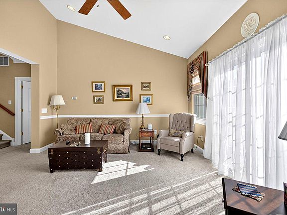 5th image of 378 Harrington Way