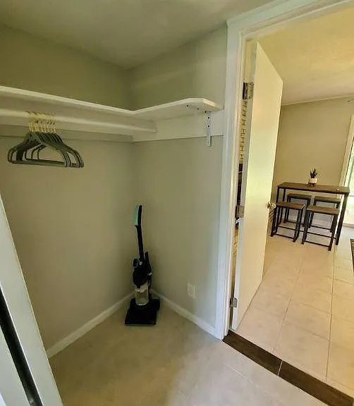 2924 Old Carriage Dr SW #B — Photo 10