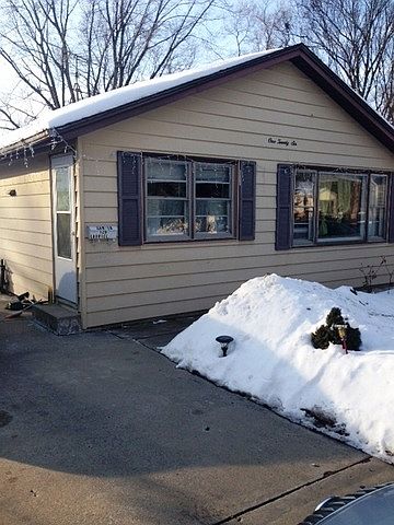 1st image of 126 Forest Glen Dr
