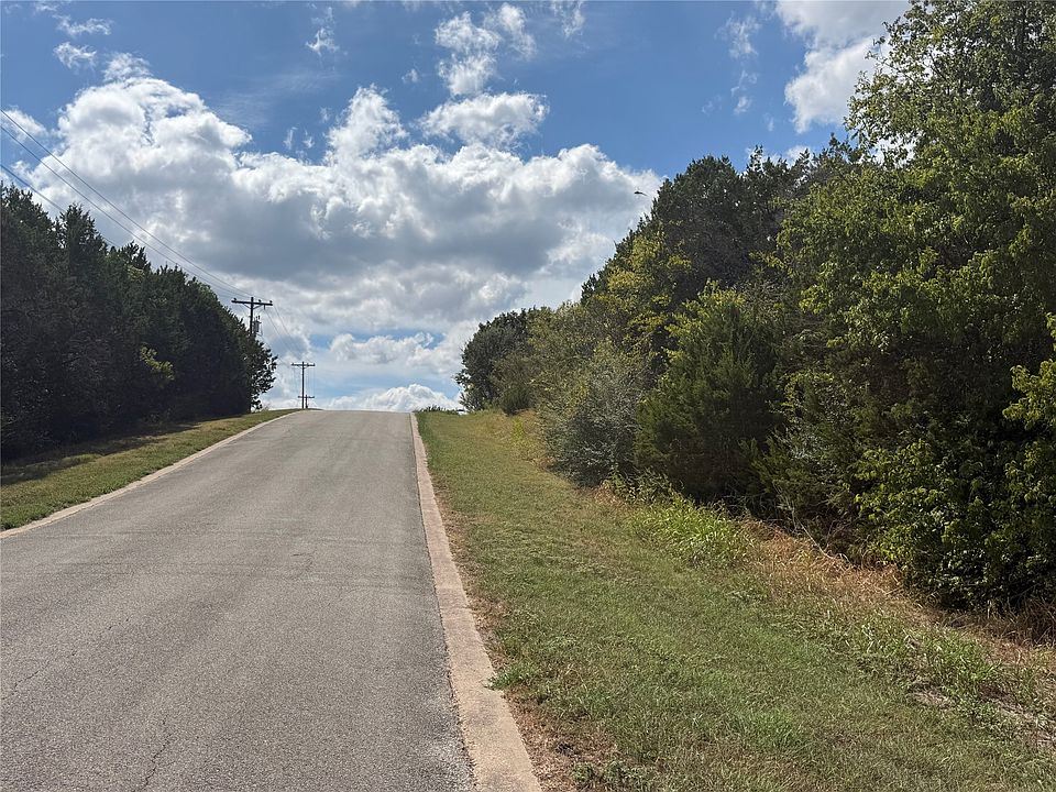 2nd image of 7032 Muirfield Dr