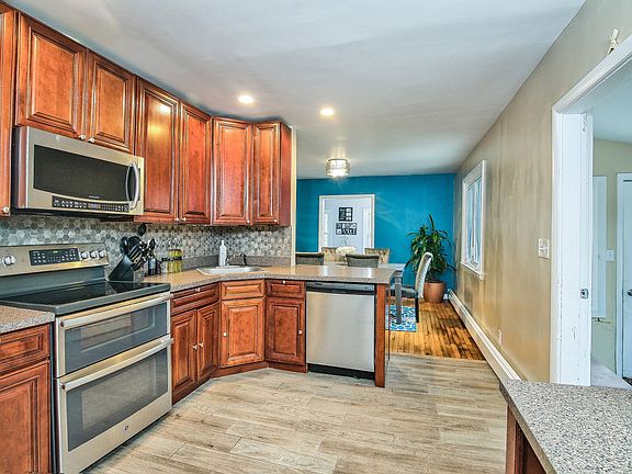 141 4Cordial Rd Yorktown Heights ( 010OF 24 ).JPG