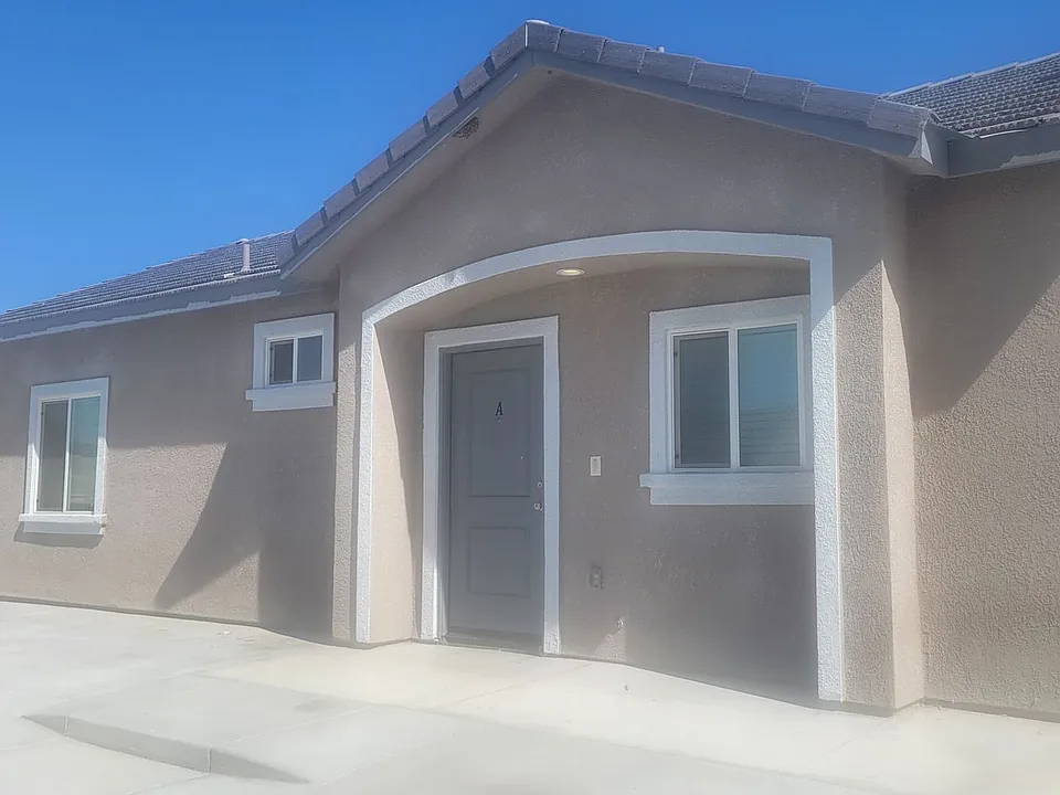 5000 Ava Angele Ct