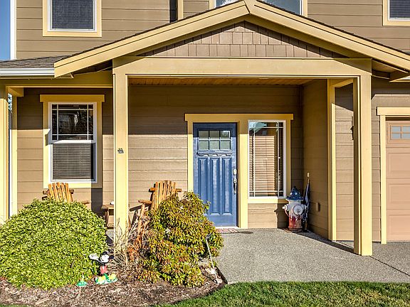 2nd image of 1543 SW Downfield Way