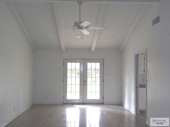 4th image of 2708 Clifford St