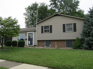 1084 Colonial Dr, Sidney, OH 45365