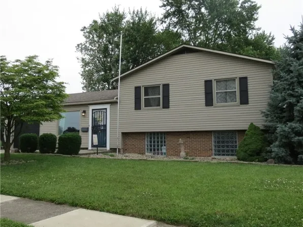 1084 Colonial Dr, Sidney, OH 45365