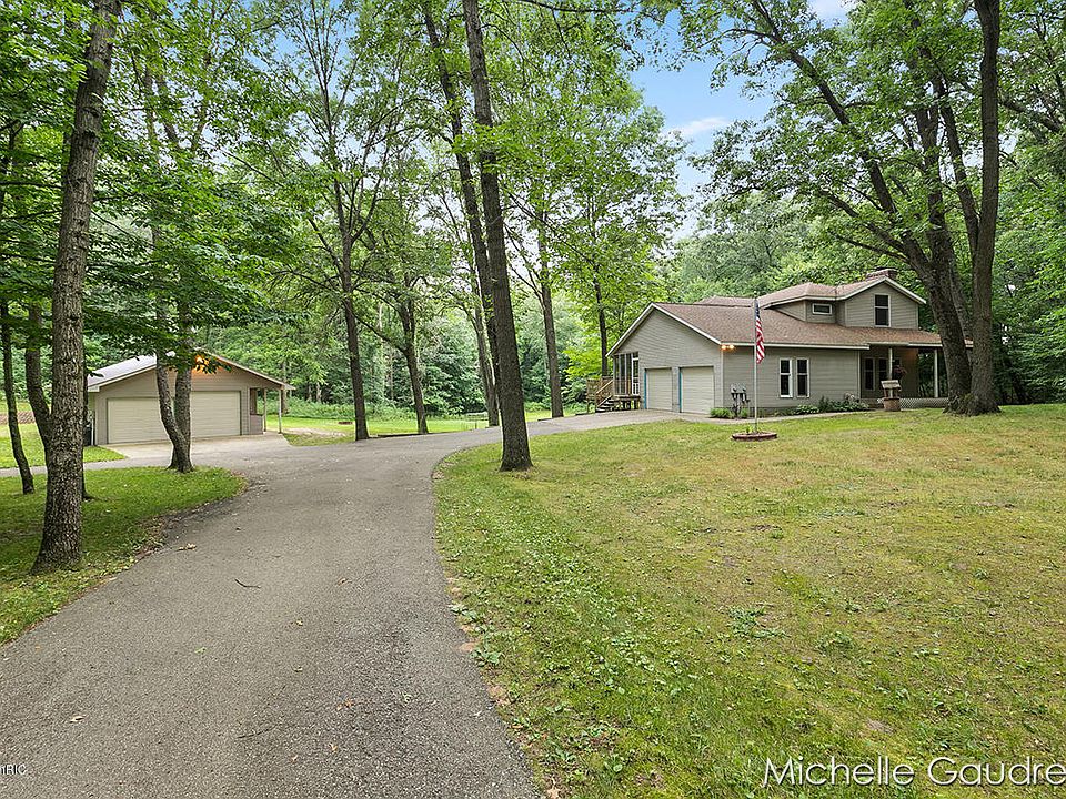 1st image of 7230 Rolling Oaks Ln