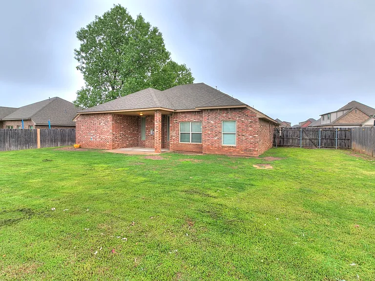 4909 Kelly Lakes Dr — Photo 54