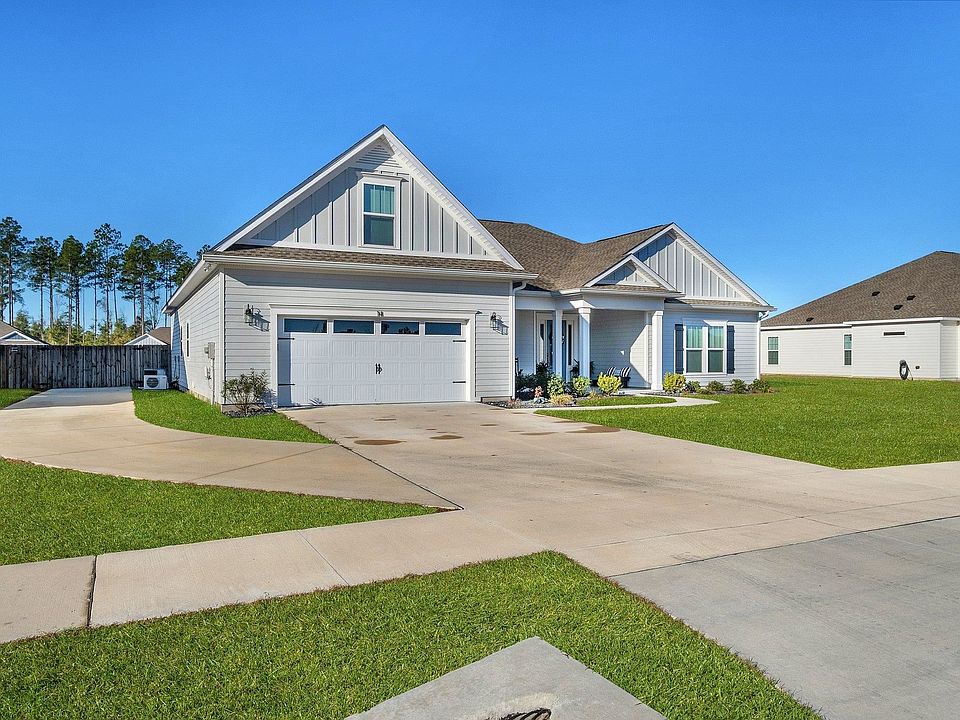 1st image of 14 Shelby Dr
