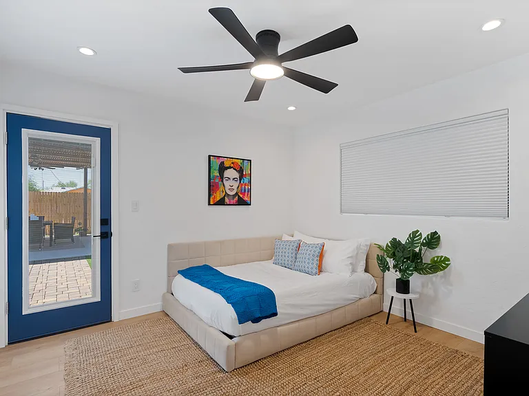 1514 E Hampton St — Photo 26
