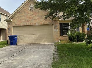 5239 Rio Dr, Baytown, TX 77521
