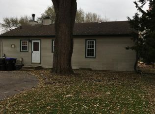 4816 Rose St, Crystal Lake, IL 60014