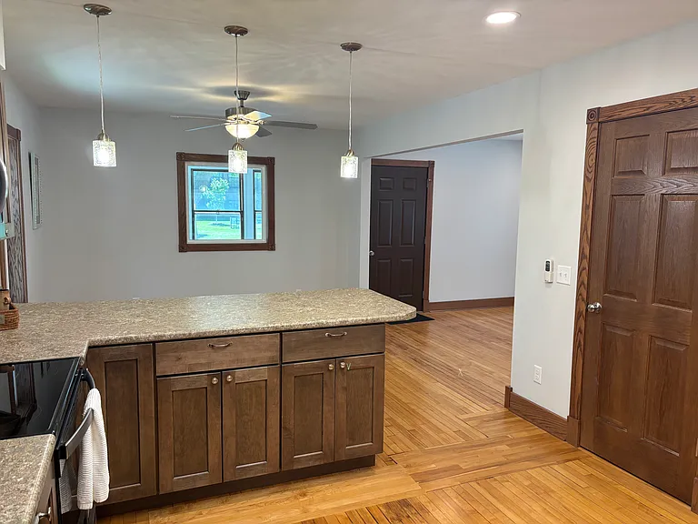 Peninsula open to dining area