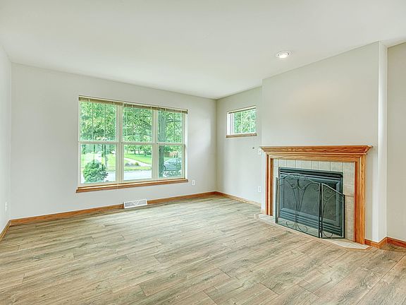 3rd image of 6114 Eagle Cave Dr