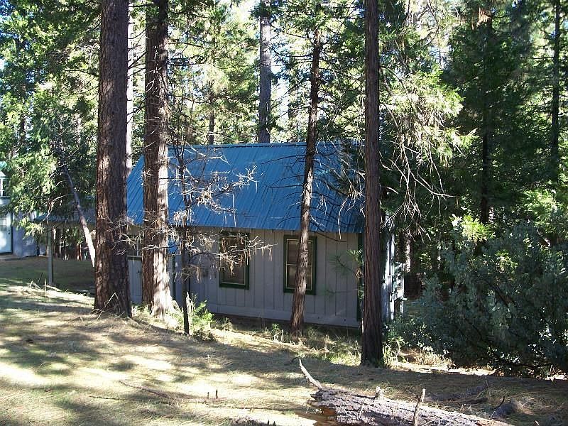 1st image of 41748 Marmot Ln