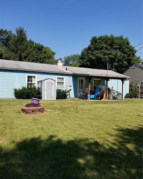 2nd image of 3613 Welch Dr