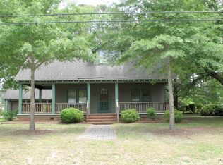 411 Rappahannock Ave, Urbanna, VA 23175