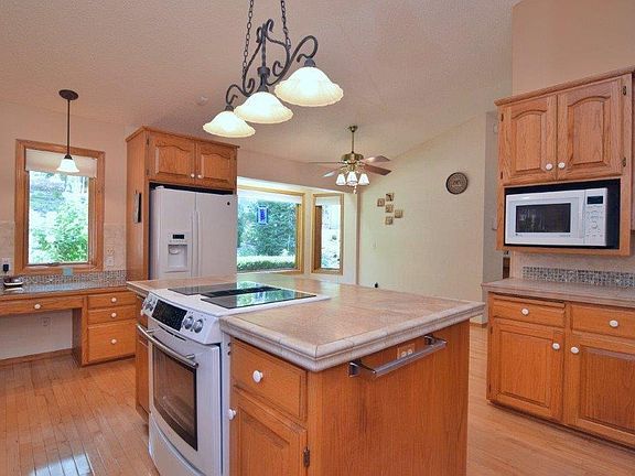 4th image of 31 Neffwood Ln
