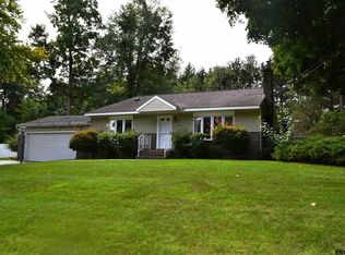 25 Ridgewood Ln, Glenville, NY 12302