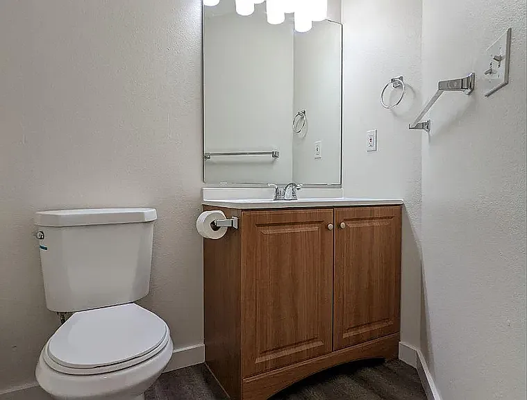 5210 Grove St #A — Photo 16