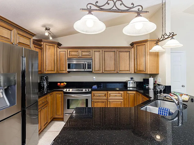 6073 E Beck Ln — Photo 11