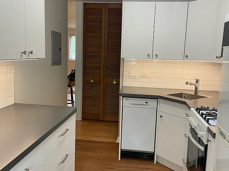 1921 Harrison St #2K — Photo 6