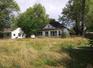 202 E 6th St, Appleton City, MO 64724