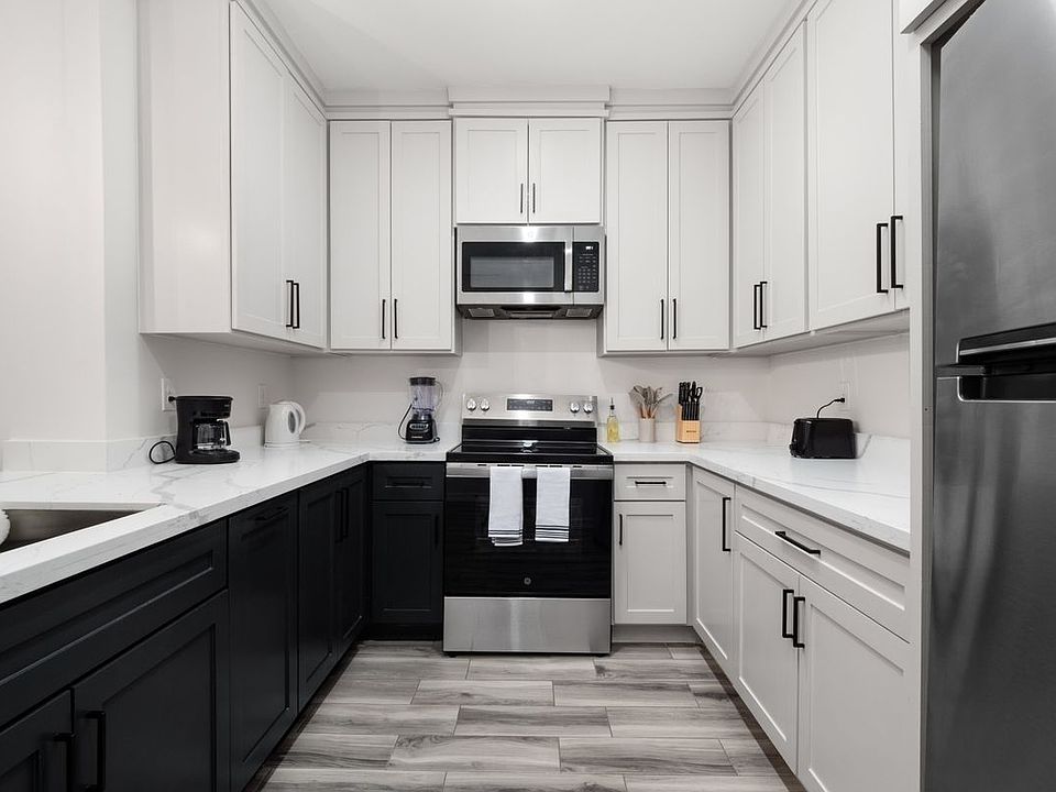 1st image of 3569 Hidalgo St #D