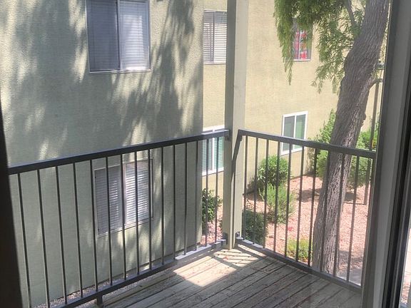3rd image of 740 W Elm St Unit 244