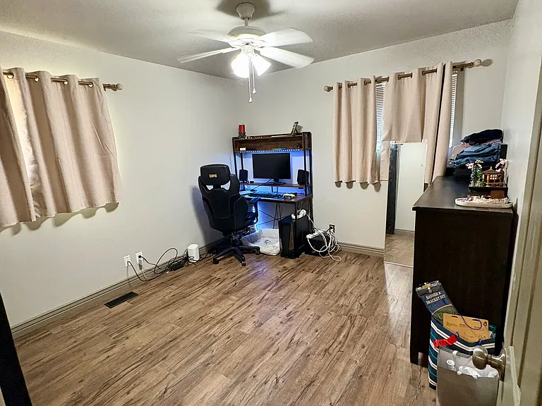 3690 S Orchard Ave — Photo 3
