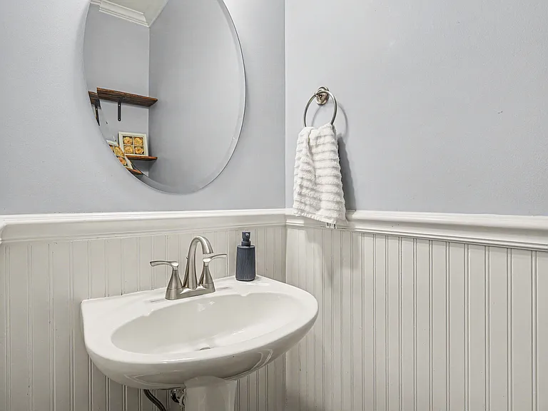 625 Palisades Ct — Photo 13