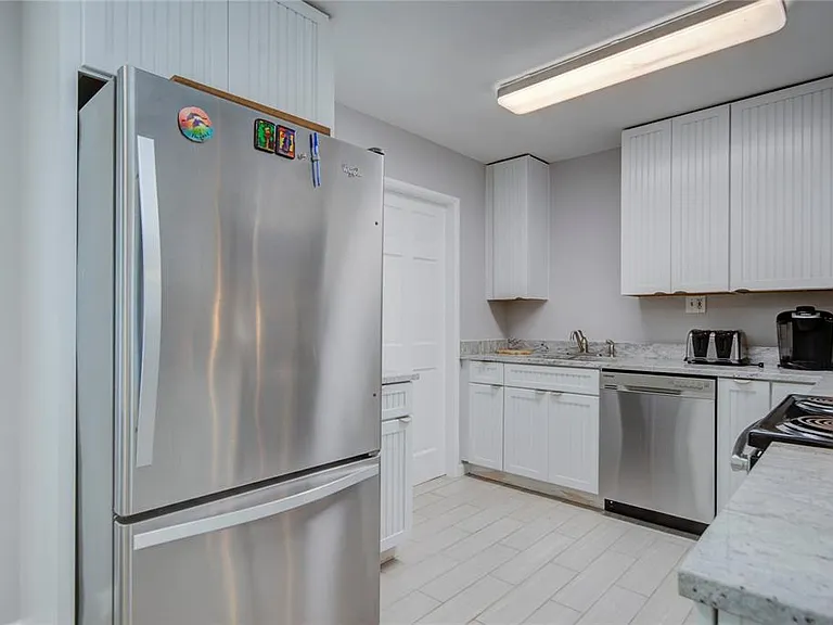 3200 W De Bazan Ave — Photo 10