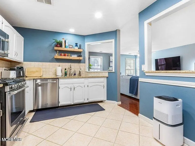 334 Mayfair Pl — Photo 12