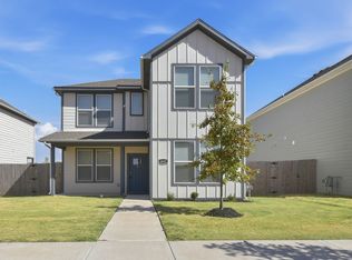 4802 W Planetree St, Fayetteville, AR 72704