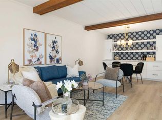 4915 W 45th St SW #7, Calgary, AB T3E3W5