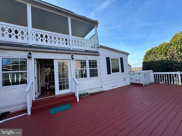 3210 Harford Rd — Photo 32