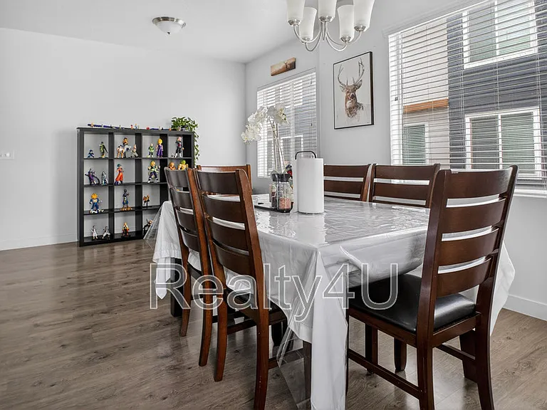 1454 S 520 W — Photo 8