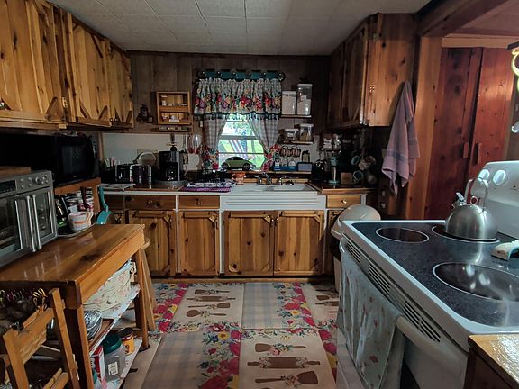 5th image of 730 Lakeview Dr