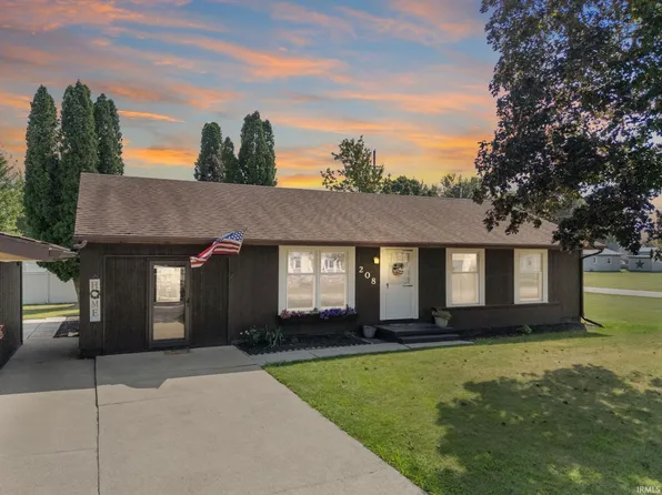 208 E Columbia St, Andrews, IN 46702