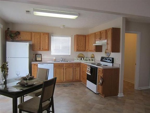 4th image of 2467 Whisper Dr