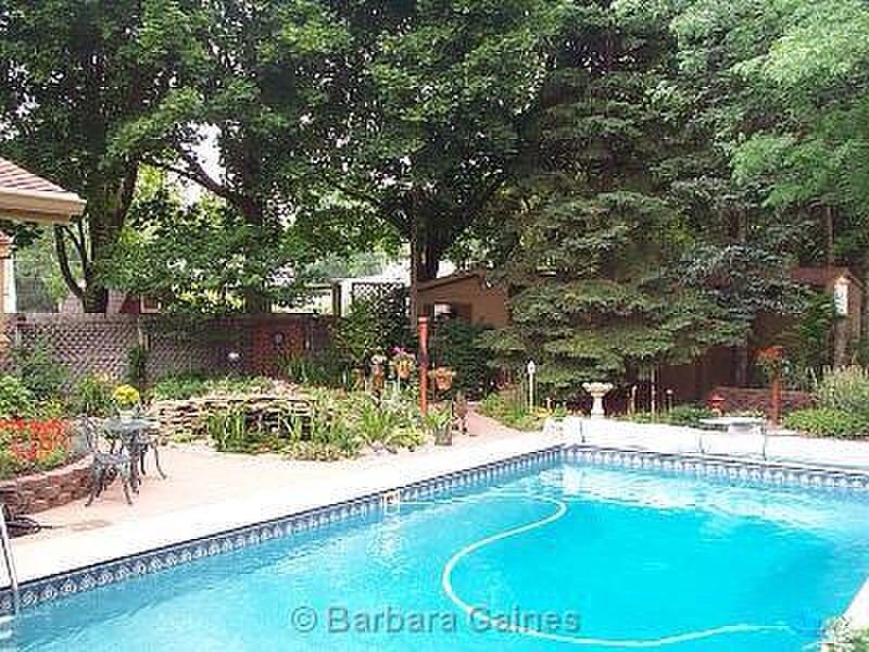 1st image of 373 Argyle Cres