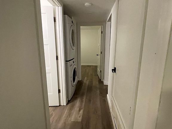 5th image of 1714 Enfield Rd APT 105