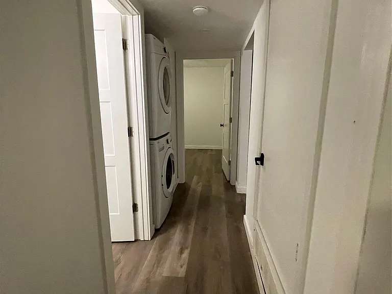 1714 Enfield Rd #105 — Photo 5