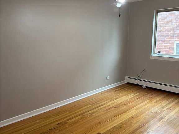 4th image of 3049 N Harlem Ave APT 2W