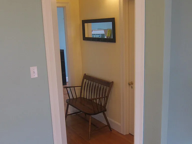 274 Ontario St — Photo 11